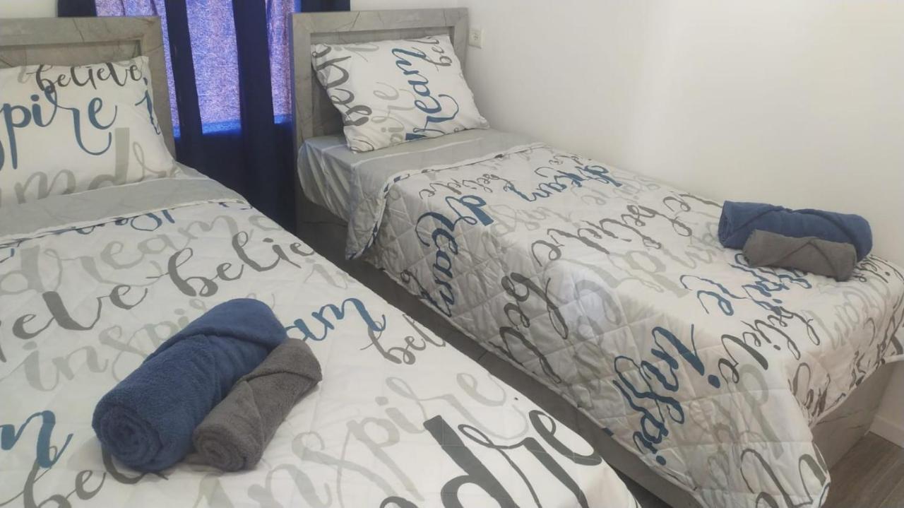 Kfar Gidonאצל דוד בכפרアパートメント エクステリア 写真